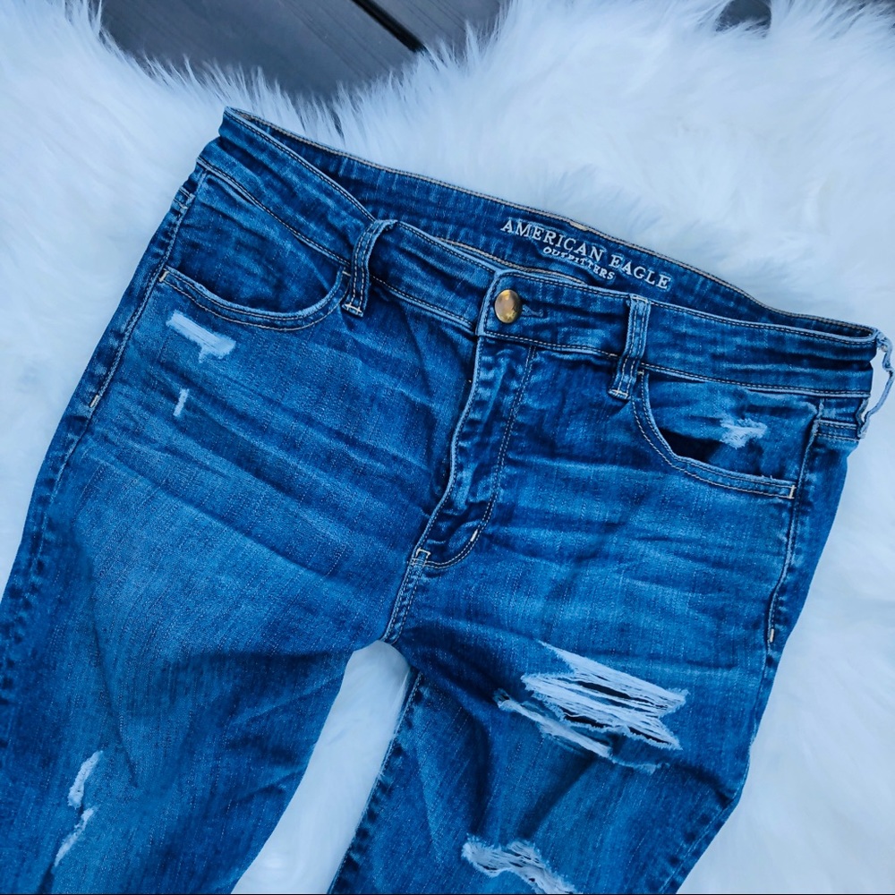 AE Ripped High Rise Jeans